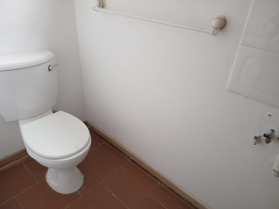 4 Bedroom Property for Sale in Bloemhof North West